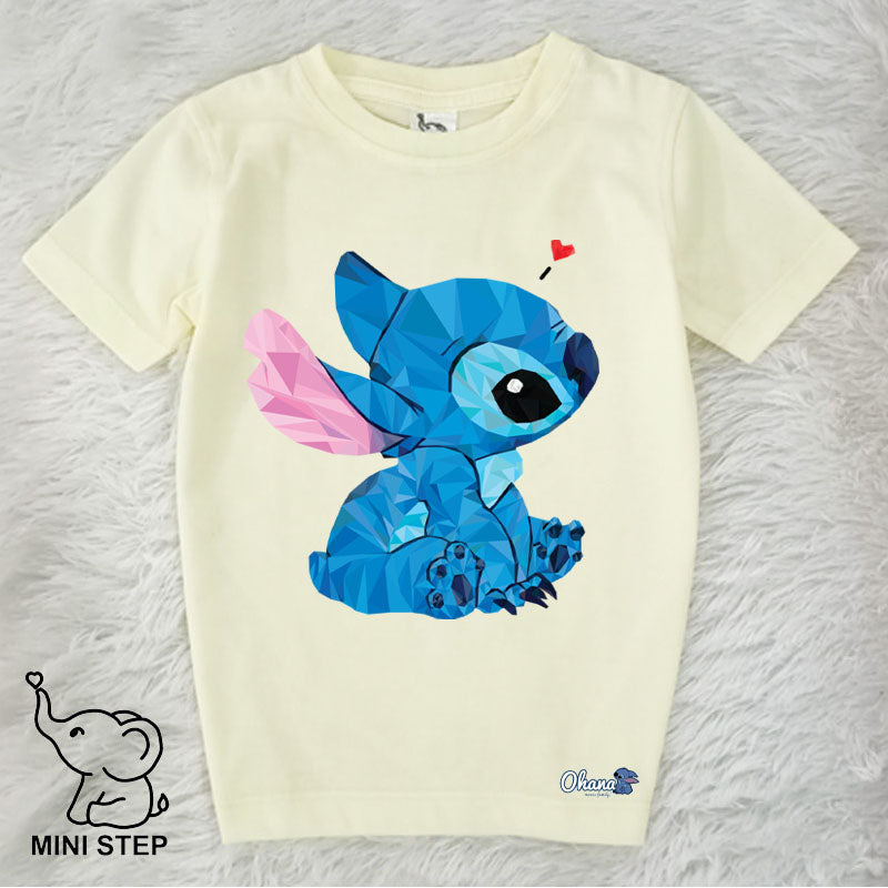 Stitch printed kids’ T-shirts